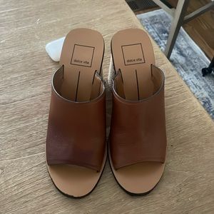 Dolce vita wedges! Great condition